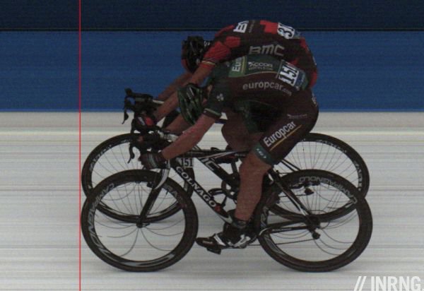 cycling photofinish camera rolling shutter effect photo finish line picture